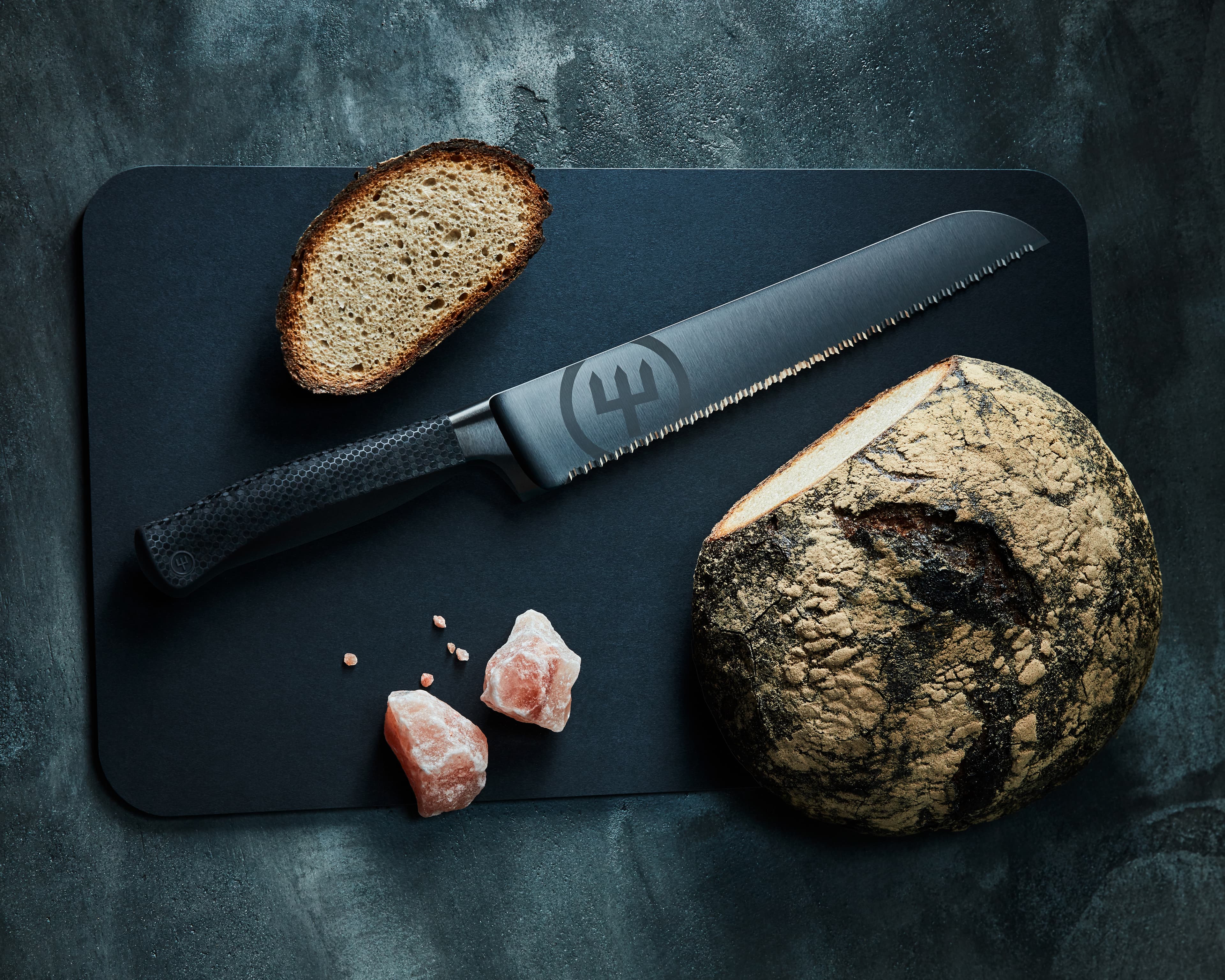 Performer Bread Knife